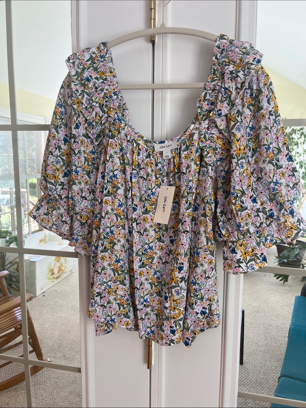 White Floral Ruffle Peasant Blouse